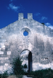 Les Baux Sky Window